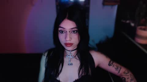      online show from 03/01/25, 12:45