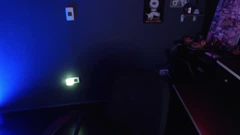      online show from 10/30/25, 11:05