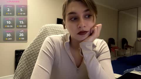 Snapshot of katy653394 chatting on 03/22/26, 03:26 Olivia online show from 03/22/26, 03:26