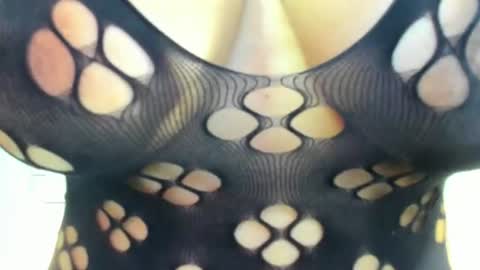 Snapshot of katy_and_paola chatting on 06/16/26, 07:49 katy blonde girl and paola big boobs online show from 06/16/26, 07:49