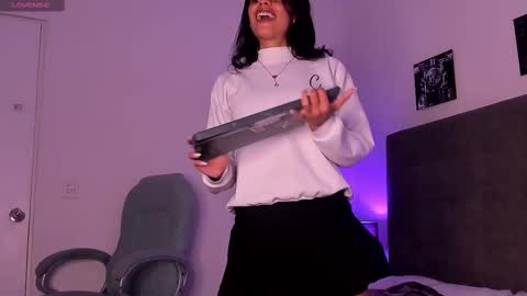 Snapshot of katy_contreras chatting on 03/05/25, 11:06 katy_contreras online show from 03/05/25, 11:06