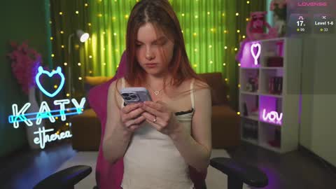 Katy      -    online show from 03/09/25, 04:05