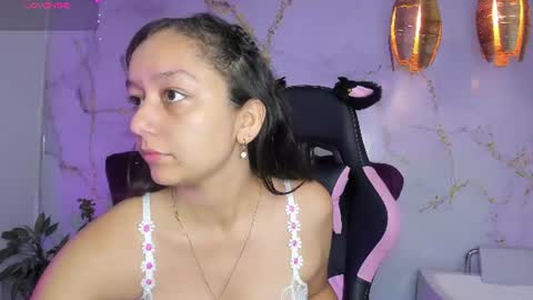 Snapshot of katy_sweet19 chatting on 07/14/26, 10:43 Katy online show from 07/14/26, 10:43