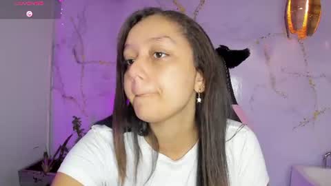 Snapshot of katy_sweet19 chatting on 07/28/26, 10:32 Katy online show from 07/28/26, 10:32