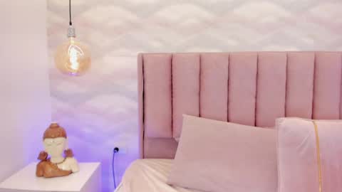 Snapshot of katya_blonde chatting on 03/30/26, 07:53 katya_blonde online show from 03/30/26, 07:53