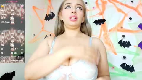 Snapshot of katyandnatha chatting on 10/21/25, 10:10 Katy and Natha online show from 10/21/25, 10:10