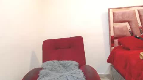 Snapshot of katyandnatha chatting on 12/20/25, 05:20 Katy and Natha online show from 12/20/25, 05:20