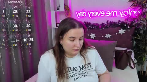 Kate online show from 01/11/25, 04:27