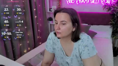 Kate online show from 09/11/25, 03:28