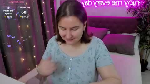 Kate online show from 10/08/25, 04:32