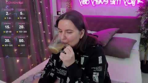 Kate online show from 11/15/25, 04:43