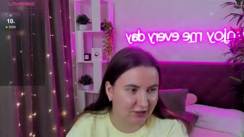 Kate online show from 06/13/26, 06:33