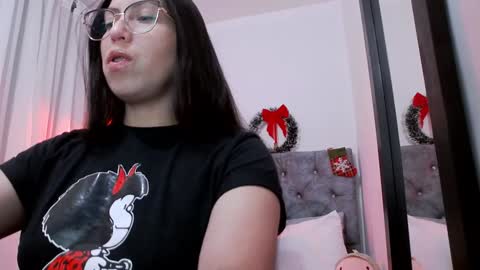 Snapshot of katybelladonna chatting on 01/02/25, 03:05 KATY online show from 01/02/25, 03:05