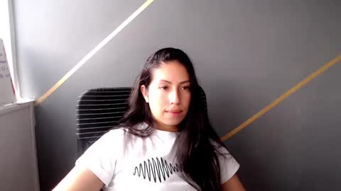 Snapshot of katybelladonna chatting on 02/09/25, 04:07 KATY online show from 02/09/25, 04:07