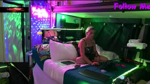 katycouple69 online show from 05/09/26, 04:39
