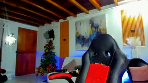 Snapshot of katydeliz chatting on 11/04/25, 10:42 katy deliz online show from 11/04/25, 10:42