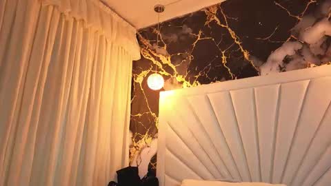 Snapshot of katyhornymilfsexy chatting on 02/27/26, 11:43 katy online show from 02/27/26, 11:43