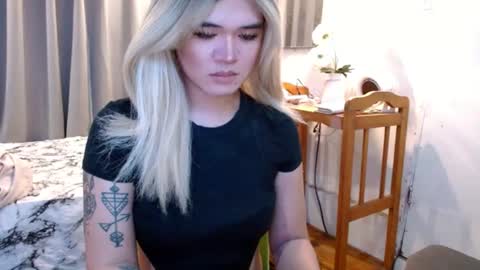 Snapshot of katykiat chatting on 07/04/26, 05:30 katykiat online show from 07/04/26, 05:30