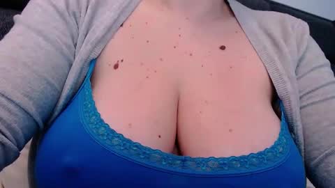 Katy online show from 03/08/25, 07:27