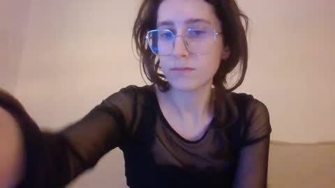 Snapshot of kawaii_snowflake chatting on 07/09/26, 02:15 kawaii snowflake online show from 07/09/26, 02:15