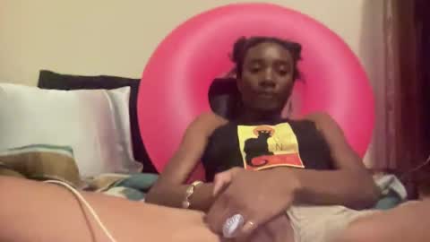 Snapshot of kawaiistrfkr chatting on 09/25/25, 06:22 kawaiistrfkr online show from 09/25/25, 06:22