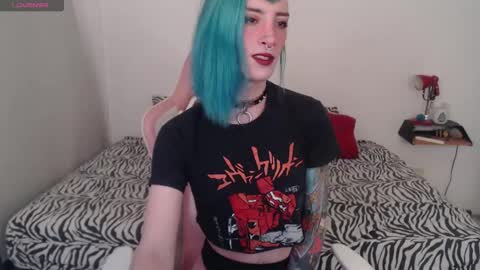 Snapshot of kawaimisfit chatting on 02/21/25, 04:07 luna online show from 02/21/25, 04:07