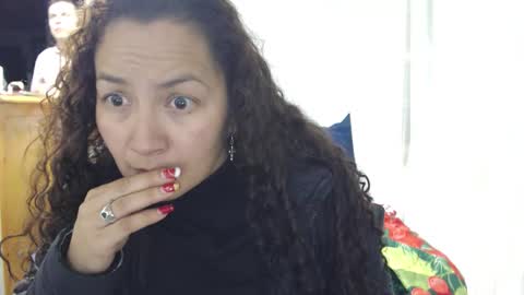 Snapshot of kawit1 chatting on 01/14/26, 03:23 Khawit online show from 01/14/26, 03:23