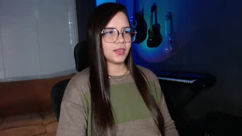 Snapshot of kay_avrill chatting on 02/07/26, 06:22 Kay online show from 02/07/26, 06:22