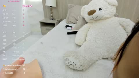   online show from 02/04/25, 02:32