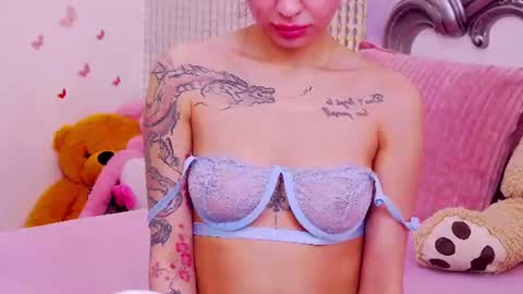 Kaya Belle online show from 06/17/26, 04:59