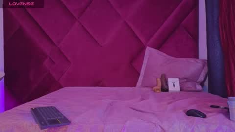 Snapshot of kayalstone chatting on 10/30/25, 07:32 Cattleya stone online show from 10/30/25, 07:32