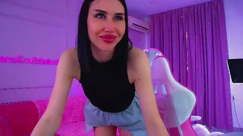 Snapshot of kaylamous chatting on 06/22/26, 03:25 Kayla online show from 06/22/26, 03:25