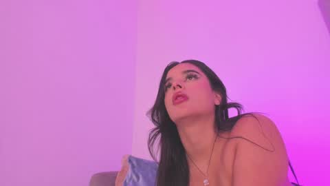 Kayla online show from 12/14/24, 11:01