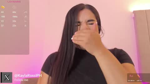 Kayla online show from 11/18/25, 06:45