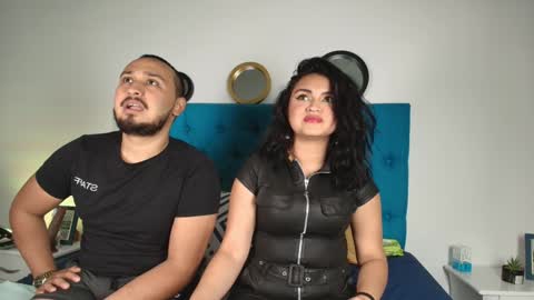 Snapshot of kaylavanber_ chatting on 01/05/25, 08:00 KAYLA Damian online show from 01/05/25, 08:00