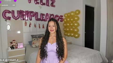 Snapshot of kayle__11 chatting on 12/12/24, 12:05 INSTAGRAM AND TW 11kayle online show from 12/12/24, 12:05