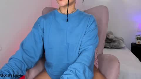 Snapshot of kayle__11 chatting on 02/15/25, 11:47 INSTAGRAM AND TW 11kayle online show from 02/15/25, 11:47