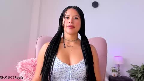 Snapshot of kayle__11 chatting on 02/16/25, 04:32 INSTAGRAM AND TW 11kayle online show from 02/16/25, 04:32