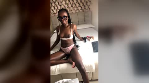 Kaylee online show from 01/05/26, 08:56