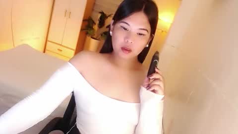 Snapshot of kayleepinay chatting on 11/02/25, 04:59 Y O U R F U T U R E K A Y L E E online show from 11/02/25, 04:59