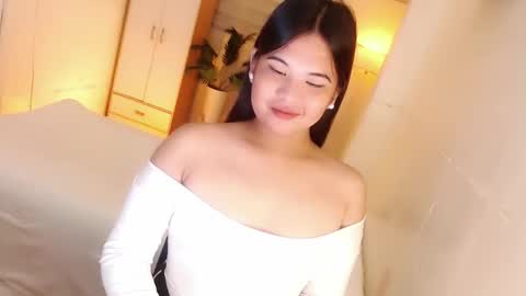 Snapshot of kayleepinay chatting on 11/03/25, 03:19 Y O U R F U T U R E K A Y L E E online show from 11/03/25, 03:19