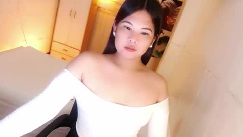 Snapshot of kayleepinay chatting on 11/08/25, 07:12 Y O U R F U T U R E K A Y L E E online show from 11/08/25, 07:12