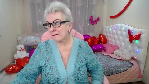 kaylesmoll online show from 02/07/25, 11:13