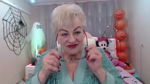 kaylesmoll online show from 10/11/25, 06:39