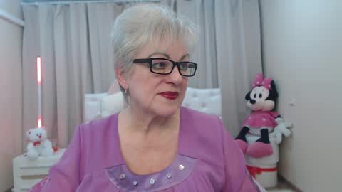 kaylesmoll online show from 03/21/26, 07:39