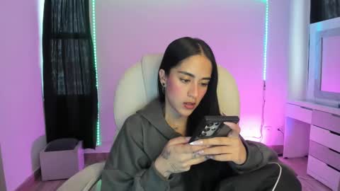 kaylie online show from 12/17/24, 08:32