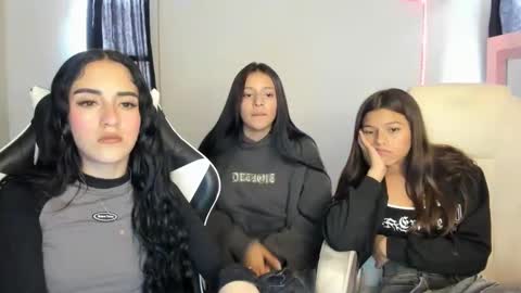 kaylie online show from 02/12/25, 09:33