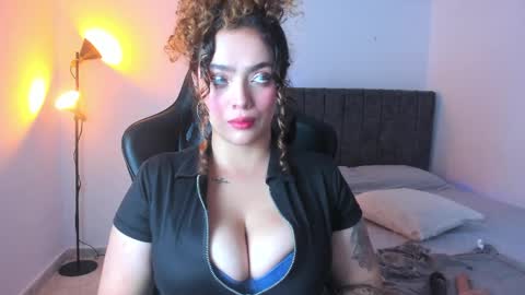 Snapshot of kayllaevans_ chatting on 04/30/26, 05:47 Kay online show from 04/30/26, 05:47