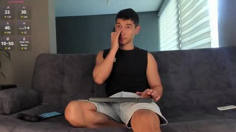 Snapshot of kayn_kalo chatting on 09/19/25, 06:19 Kayn online show from 09/19/25, 06:19