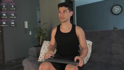 Snapshot of kayn_kalo chatting on 11/01/25, 07:38 Kayn online show from 11/01/25, 07:38